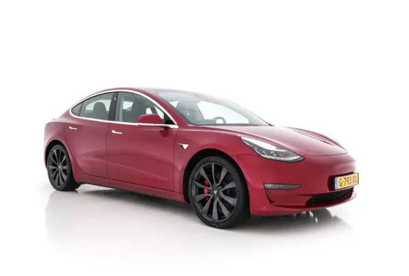 Performance 75 kWh AWD [ Fase-3-17kW ] {SoH-88%} (INCL-BTW) Aut. *PANO | LEATHER | AUTO-PILOT | FULL-LED | DIGI-COCKPIT | ADAPTIVE-CRUISE | KEYLESS | TOPVIEW | DAB | CARPLAY | MEMORY-PACK | 