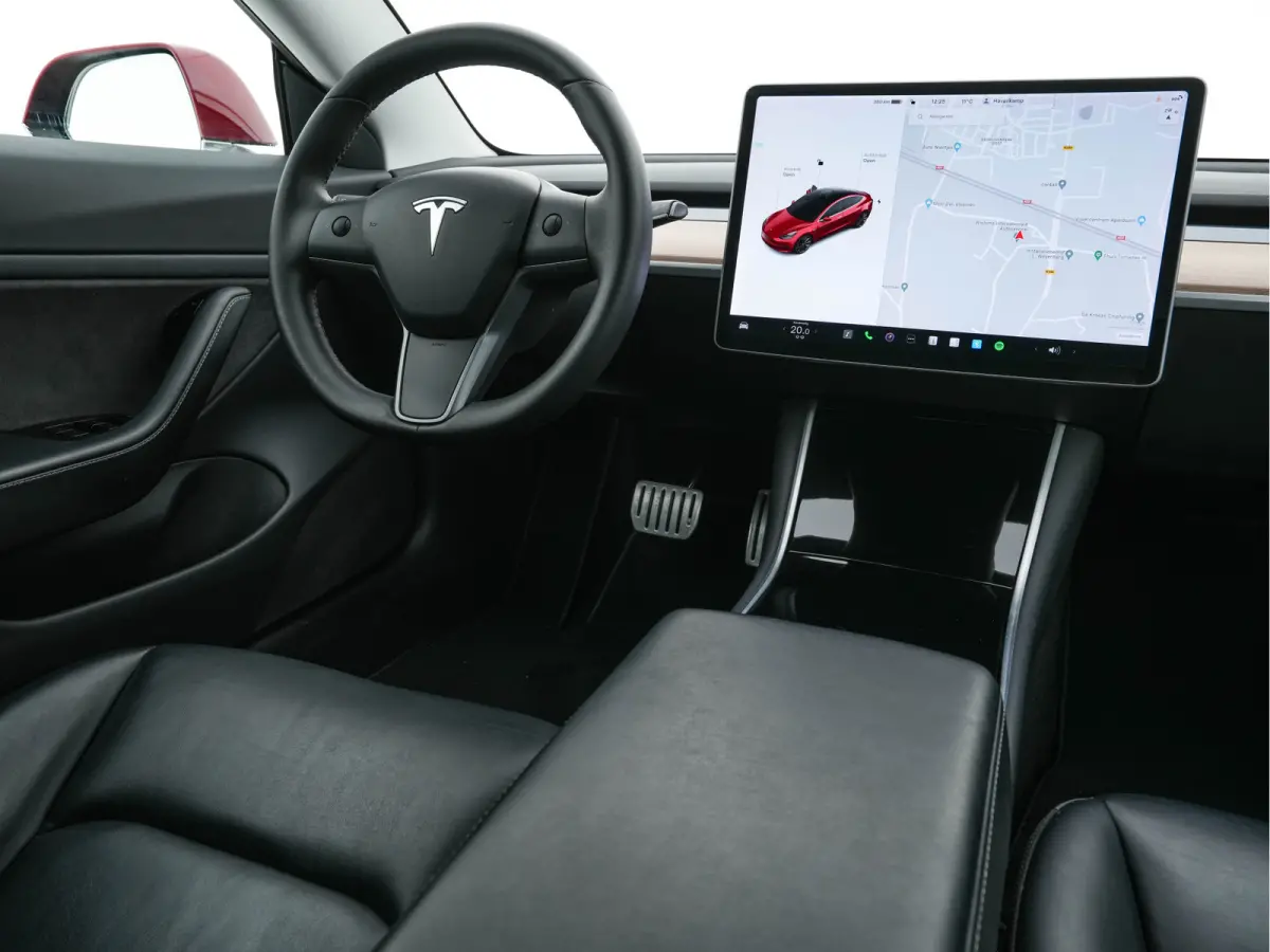 Performance 75 kWh AWD [ Fase-3-17kW ] {SoH-88%} (INCL-BTW) Aut. *PANO | LEATHER | AUTO-PILOT | FULL-LED | DIGI-COCKPIT | ADAPTIVE-CRUISE | KEYLESS | TOPVIEW | DAB | CARPLAY | MEMORY-PACK | 