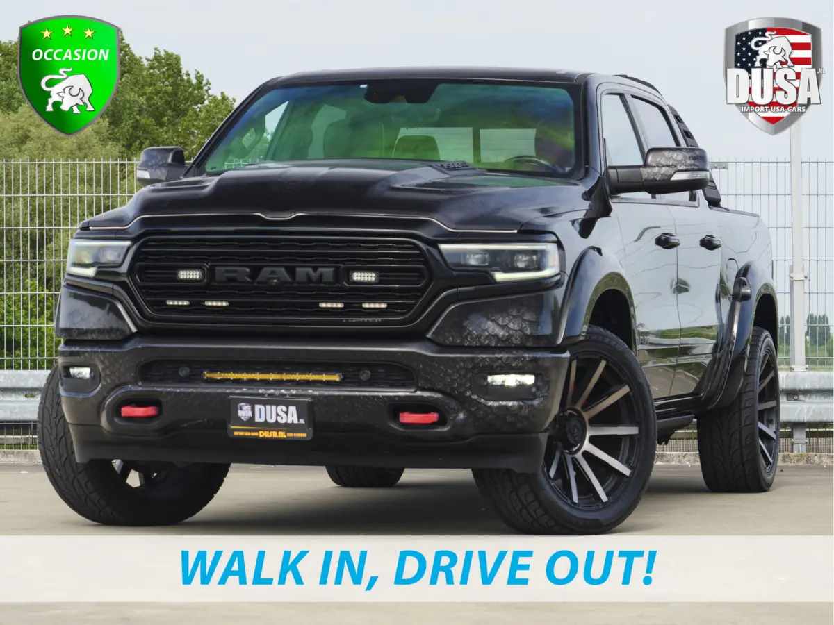 1500 Limited | 5.7 V8 | 4x4 Crew Cab | 5'7 | Guerrilla Exhaust | LED Pack | Flipcover | RAMBAR | Cobra Wrap | Chameleon Tint