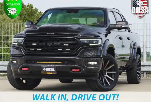 1500 Limited | 5.7 V8 | 4x4 Crew Cab | 5'7 | Guerrilla Exhaust | LED Pack | Flipcover | RAMBAR | Cobra Wrap