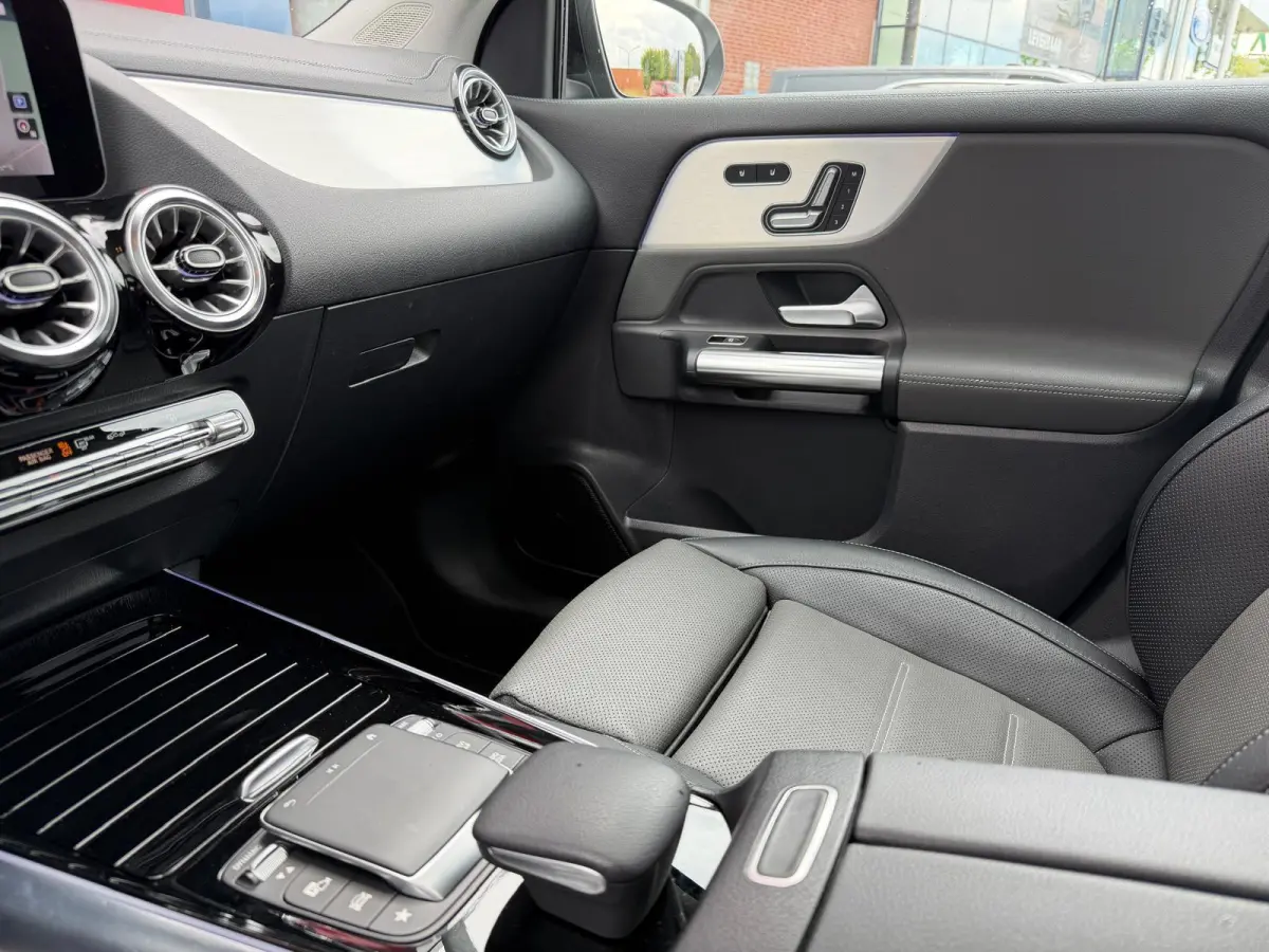 250 e Business Line AMG/Panorama/Memory Full spec
