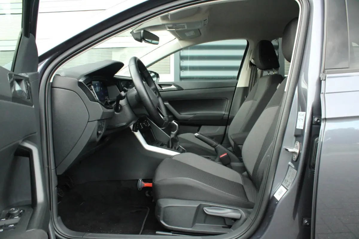 1.0 TSI 95 pk Life Edition | Apple CarPlay/Android Auto | Travel Assist | Achteruitrijcamera