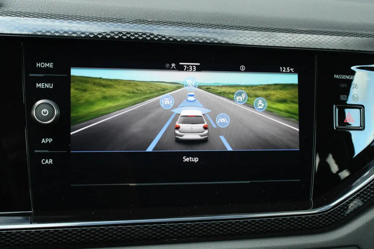 1.0 TSI 95 pk Life Edition | Apple CarPlay/Android Auto | Travel Assist | Achteruitrijcamera