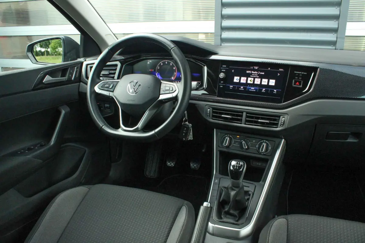 1.0 TSI 95 pk Life Edition | Apple CarPlay/Android Auto | Travel Assist | Achteruitrijcamera