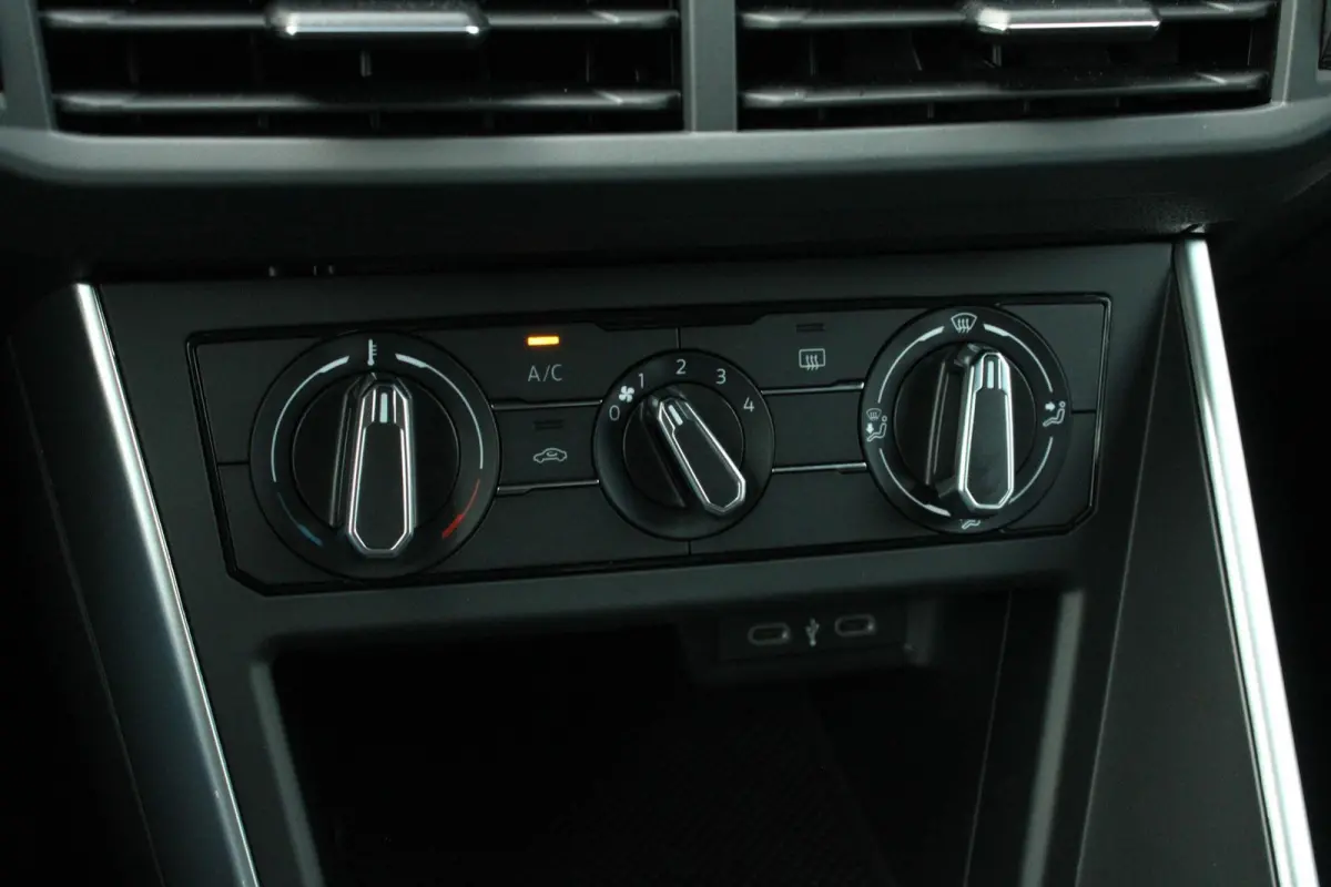1.0 TSI 95 pk Life Edition | Apple CarPlay/Android Auto | Travel Assist | Achteruitrijcamera