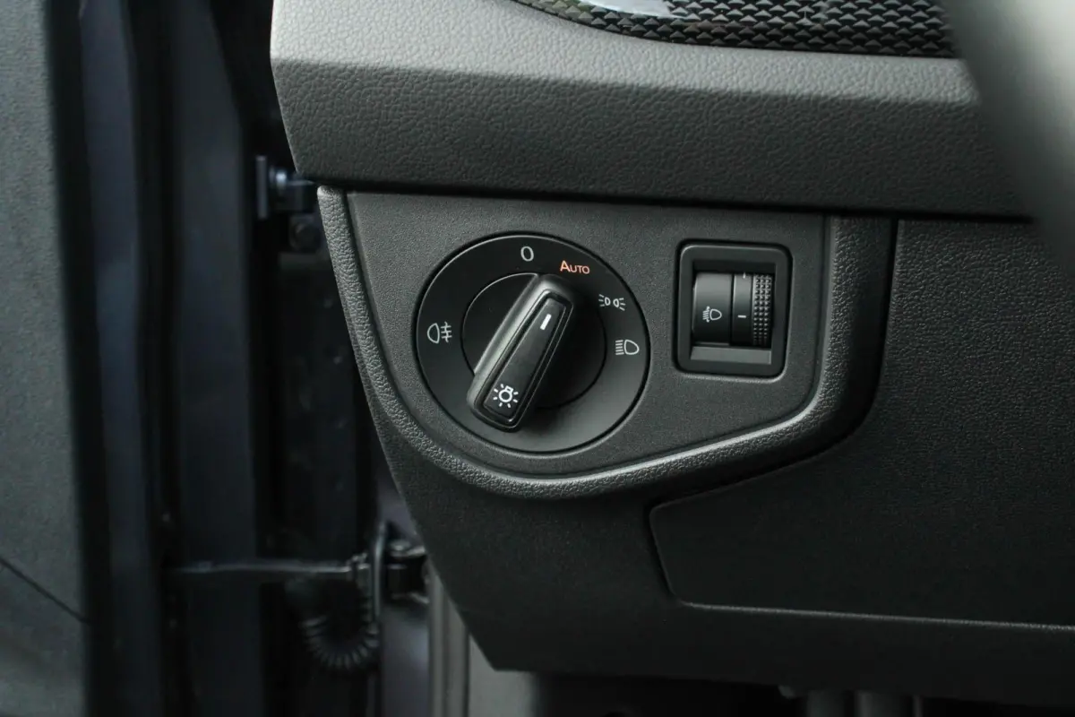 1.0 TSI 95 pk Life Edition | Apple CarPlay/Android Auto | Travel Assist | Achteruitrijcamera