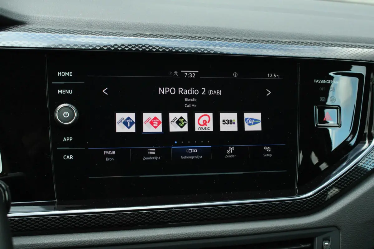 1.0 TSI 95 pk Life Edition | Apple CarPlay/Android Auto | Travel Assist | Achteruitrijcamera