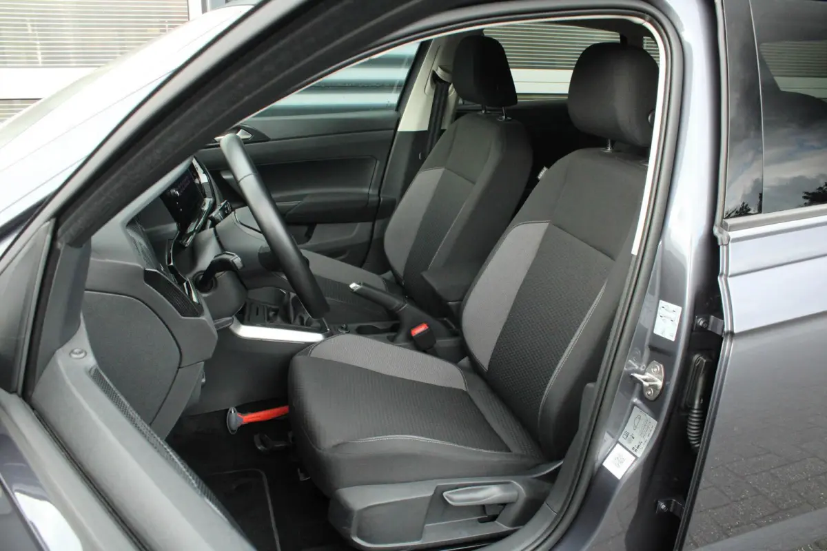 1.0 TSI 95 pk Life Edition | Apple CarPlay/Android Auto | Travel Assist | Achteruitrijcamera