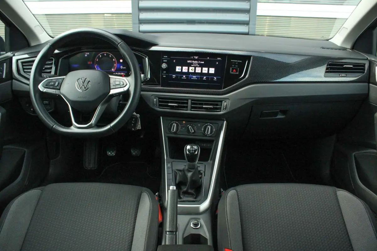 1.0 TSI 95 pk Life Edition | Apple CarPlay/Android Auto | Travel Assist | Achteruitrijcamera