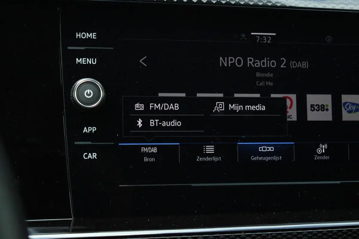 1.0 TSI 95 pk Life Edition | Apple CarPlay/Android Auto | Travel Assist | Achteruitrijcamera