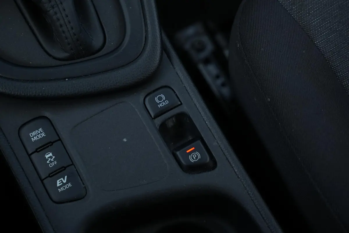 1.5 Centre-line Cruise Lane Assist Clima Navi