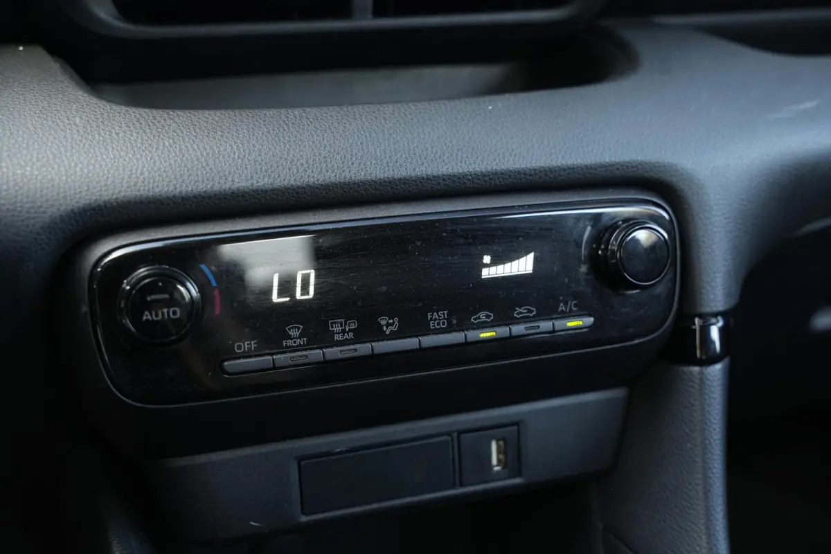 1.5 Centre-line Cruise Lane Assist Clima Navi