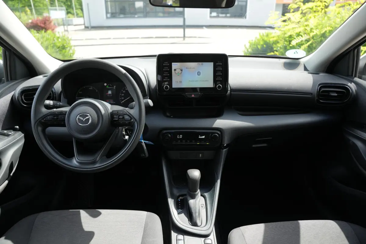 1.5 Centre-line Cruise Lane Assist Clima Navi