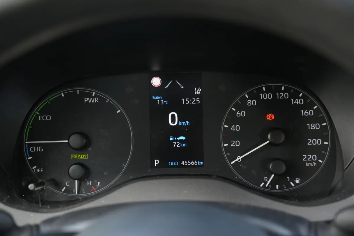 1.5 Centre-line Cruise Lane Assist Clima Navi