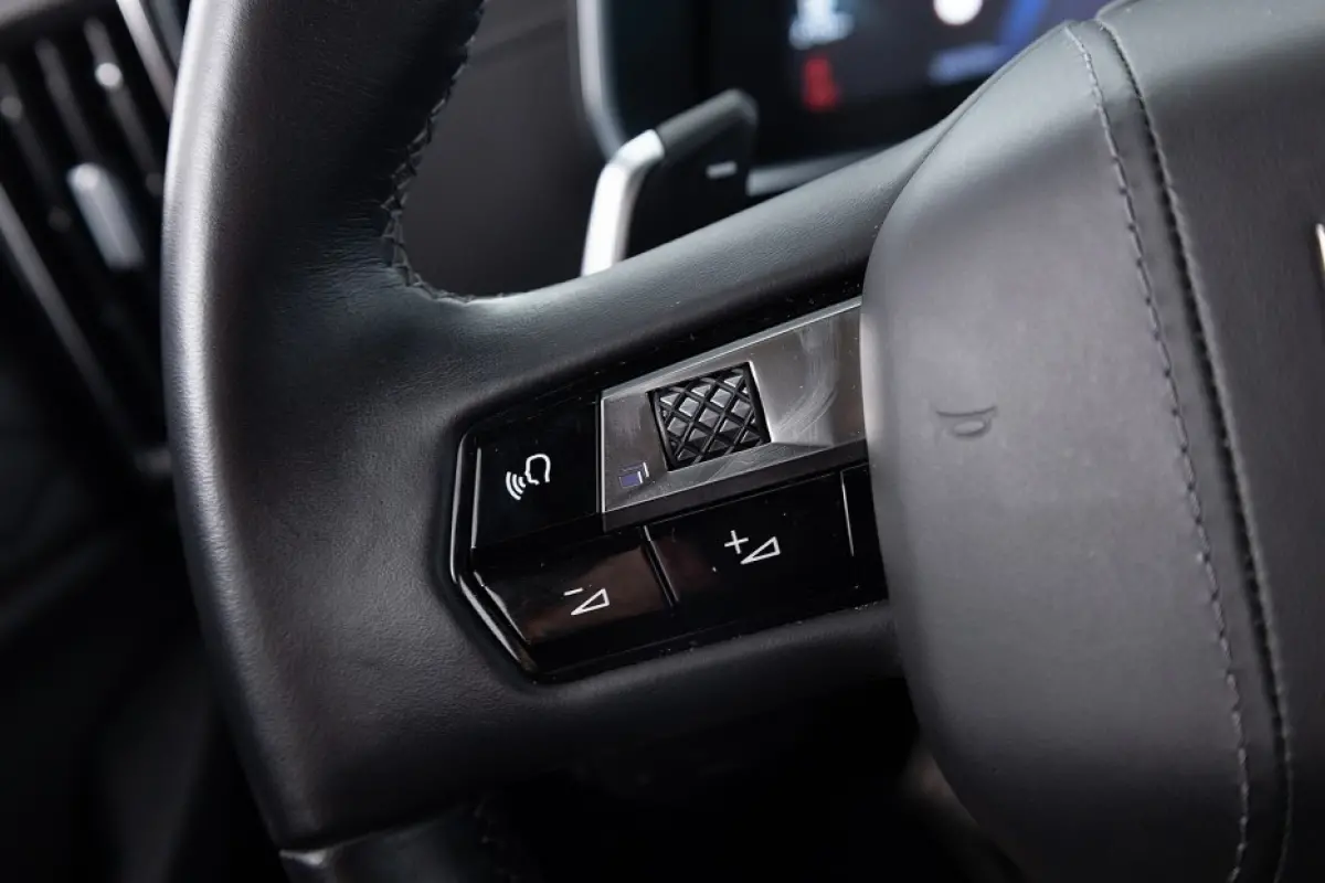 E-Tense RIVOLI+ PHEV | LEDER | Full LED | CARPLAY |
