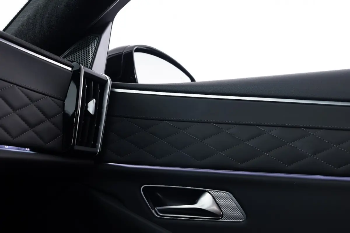 E-Tense RIVOLI+ PHEV | LEDER | Full LED | CARPLAY |