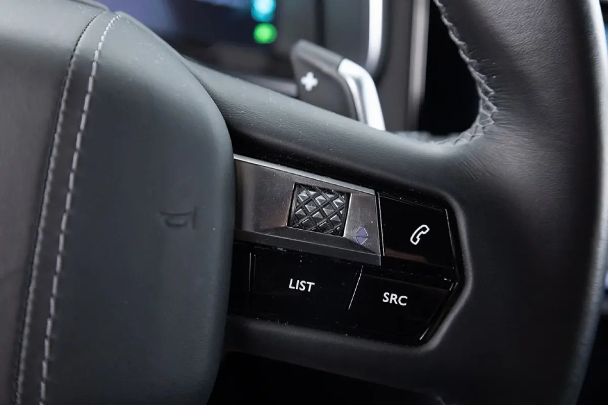 E-Tense RIVOLI+ PHEV | LEDER | Full LED | CARPLAY |