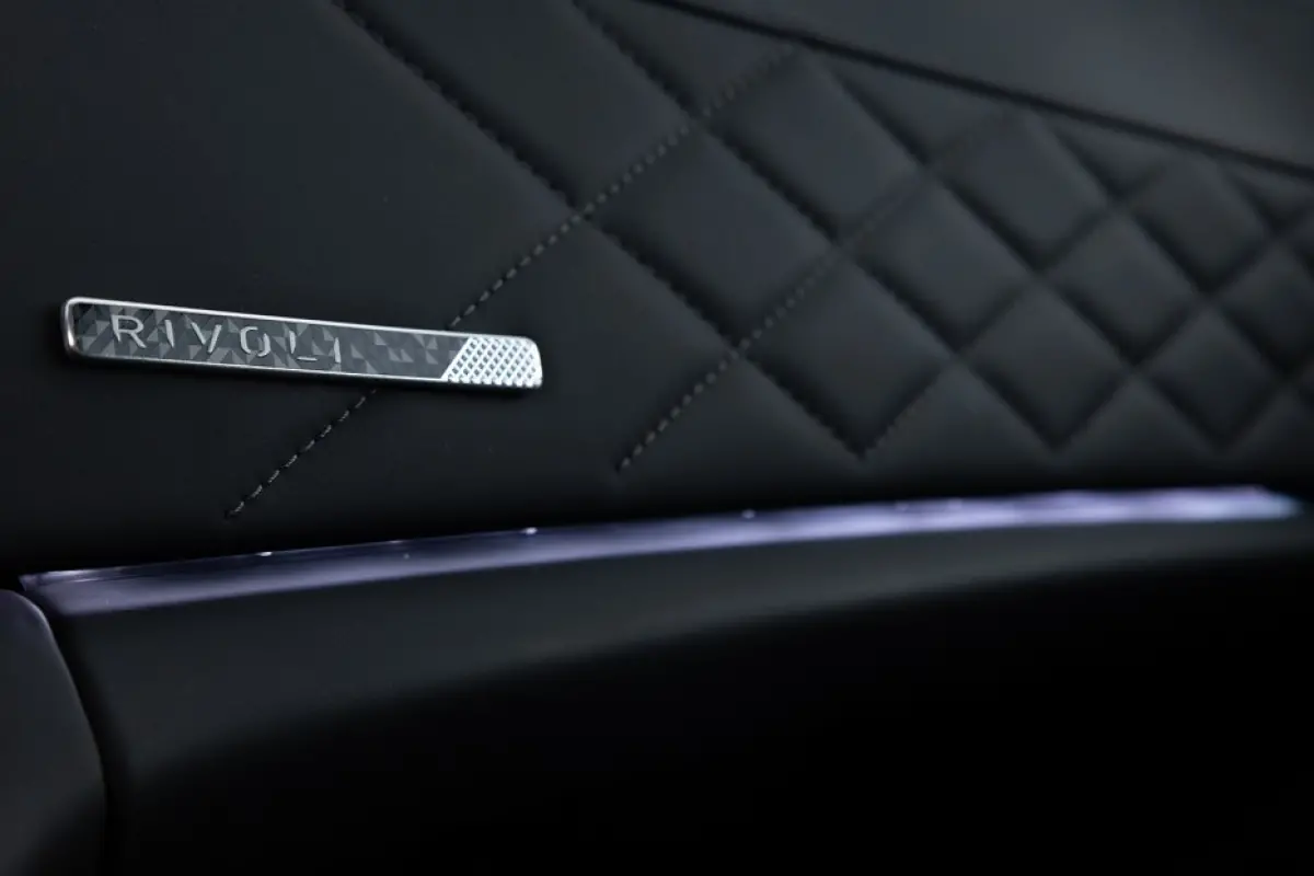 E-Tense RIVOLI+ PHEV | LEDER | Full LED | CARPLAY |