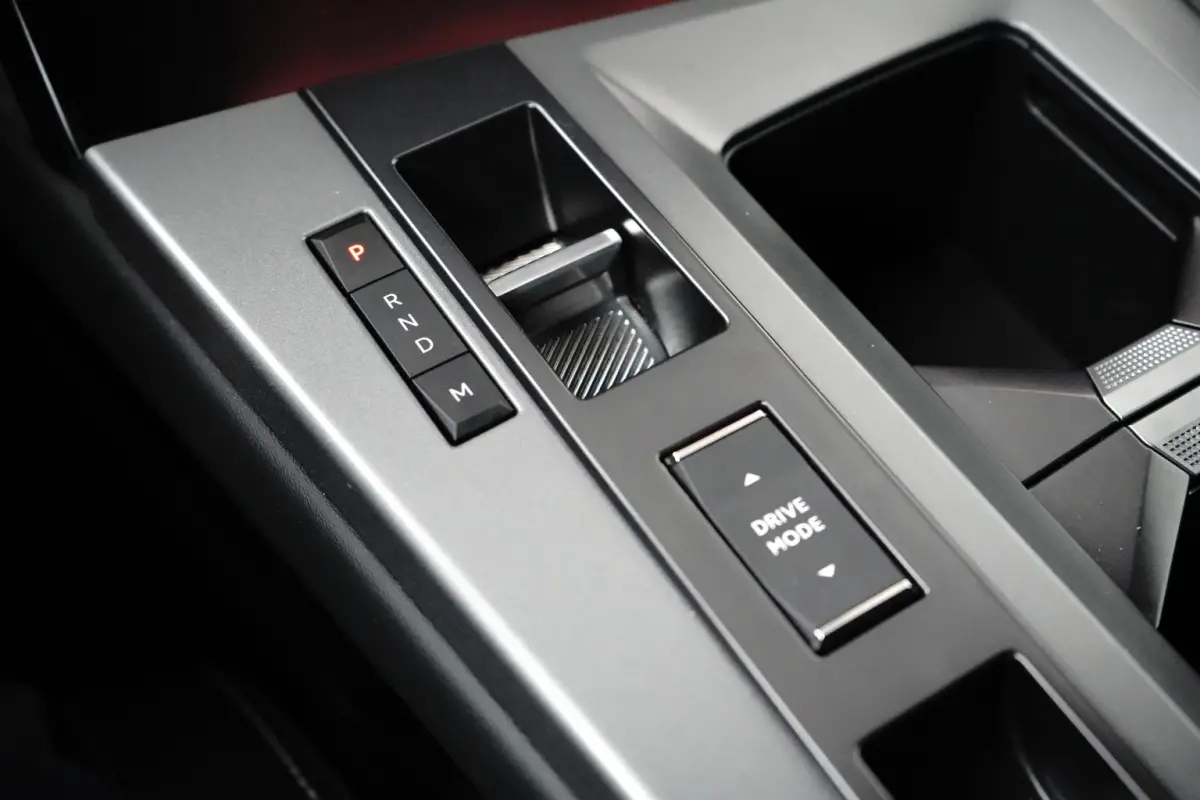 1.2 Turbo Hybrid GS 145PK Automaat | Adaptive Cruise Control | Camera Voor / Achter | Navigatie | Apple Carplay / Android Auto | Keyless | | Comfortstoel(en) | Connected services | DAB ontva
