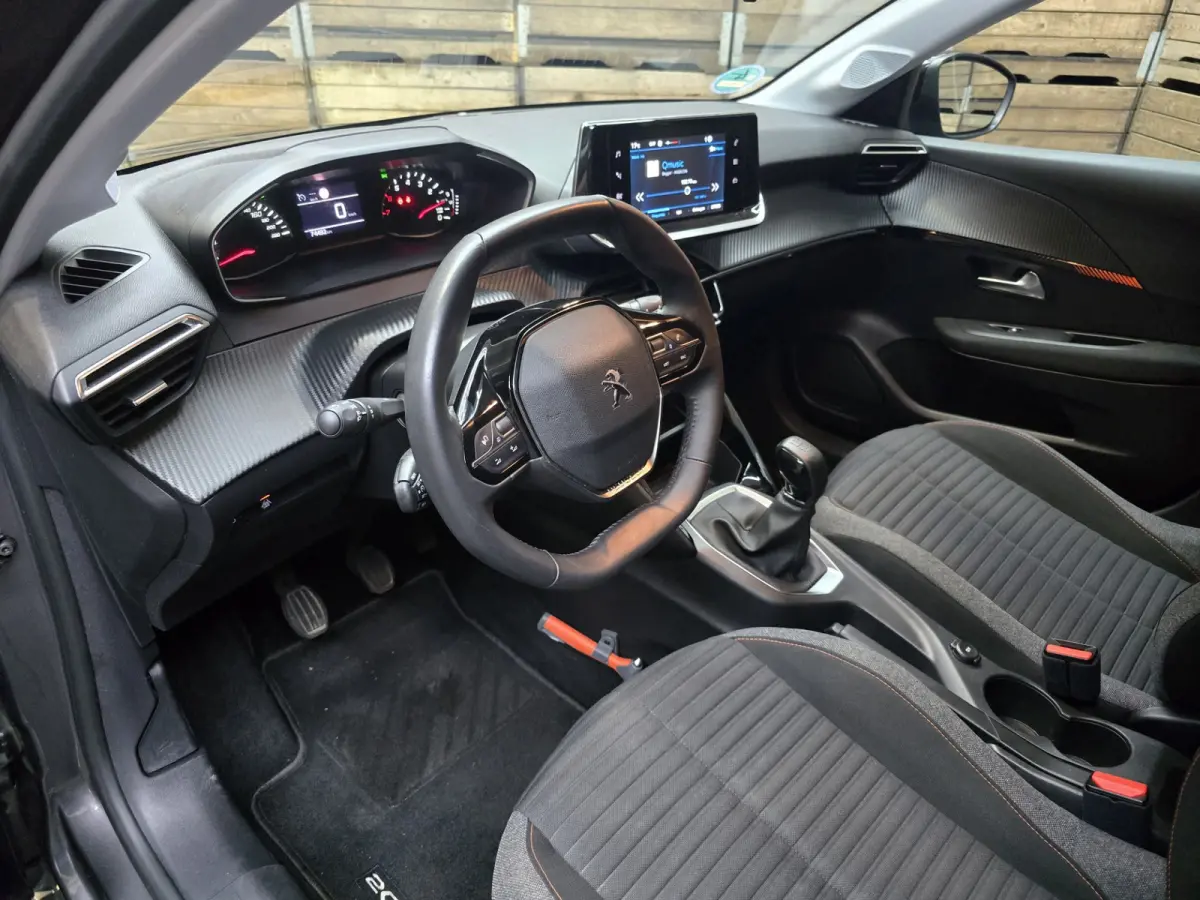 1.2 PureTech Active Pack Carplay Cruise Airconditioning LM