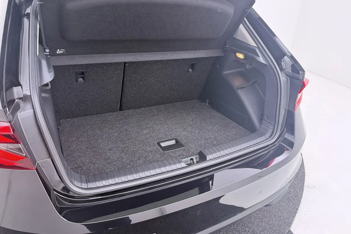 1.0 TSI Ambition | Adapt. Cruise | Parkeersensoren | CarPlay | NAP | Org. NL | Climate Control |