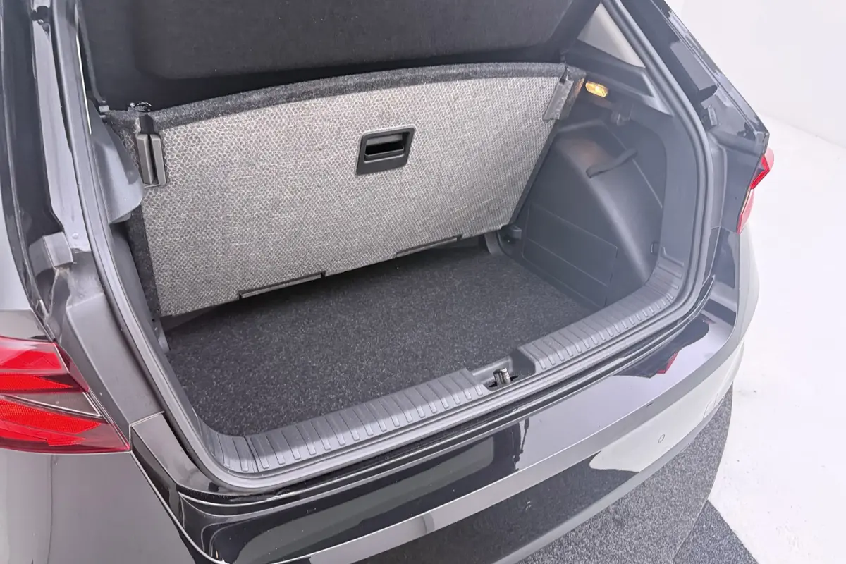 1.0 TSI Ambition | Adapt. Cruise | Parkeersensoren | CarPlay | NAP | Org. NL | Climate Control |