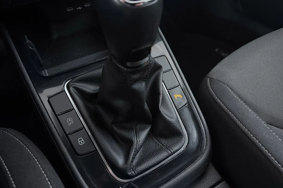 1.0 TSI Ambition | Adapt. Cruise | Parkeersensoren | CarPlay | NAP | Org. NL | Climate Control |