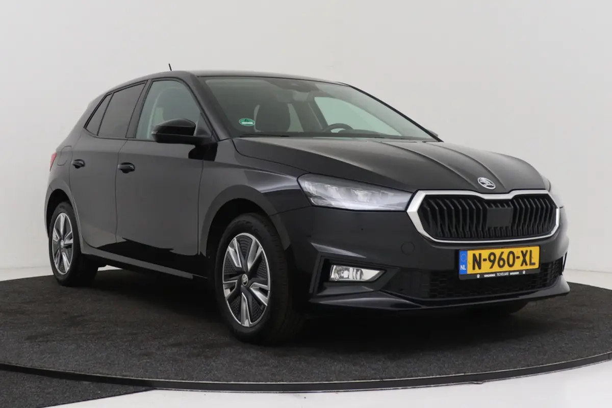 1.0 TSI Ambition | Adapt. Cruise | Parkeersensoren | CarPlay | NAP | Org. NL | Climate Control |