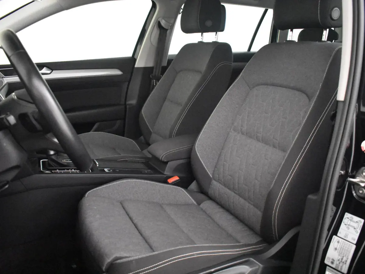 1.4 TSI PHEV GTE Business 218Pk DSG/AUTO | Elektr.Trekhaak | Camera | Cruise control adaptief | Apple carplay Android auto | Navigatie | DAB | LED | Stoelverwarming | 17"LMV