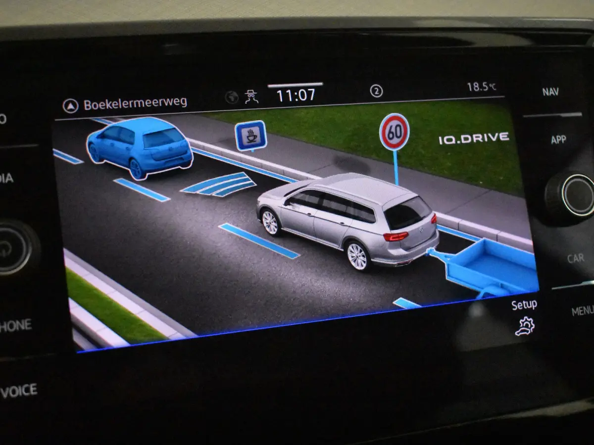 1.4 TSI PHEV GTE Business 218Pk DSG/AUTO | Elektr.Trekhaak | Camera | Cruise control adaptief | Apple carplay Android auto | Navigatie | DAB | LED | Stoelverwarming | 17"LMV