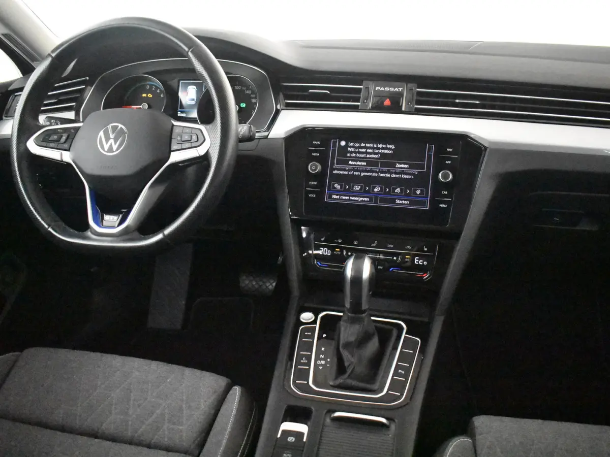 1.4 TSI PHEV GTE Business 218Pk DSG/AUTO | Elektr.Trekhaak | Camera | Cruise control adaptief | Apple carplay Android auto | Navigatie | DAB | LED | Stoelverwarming | 17"LMV