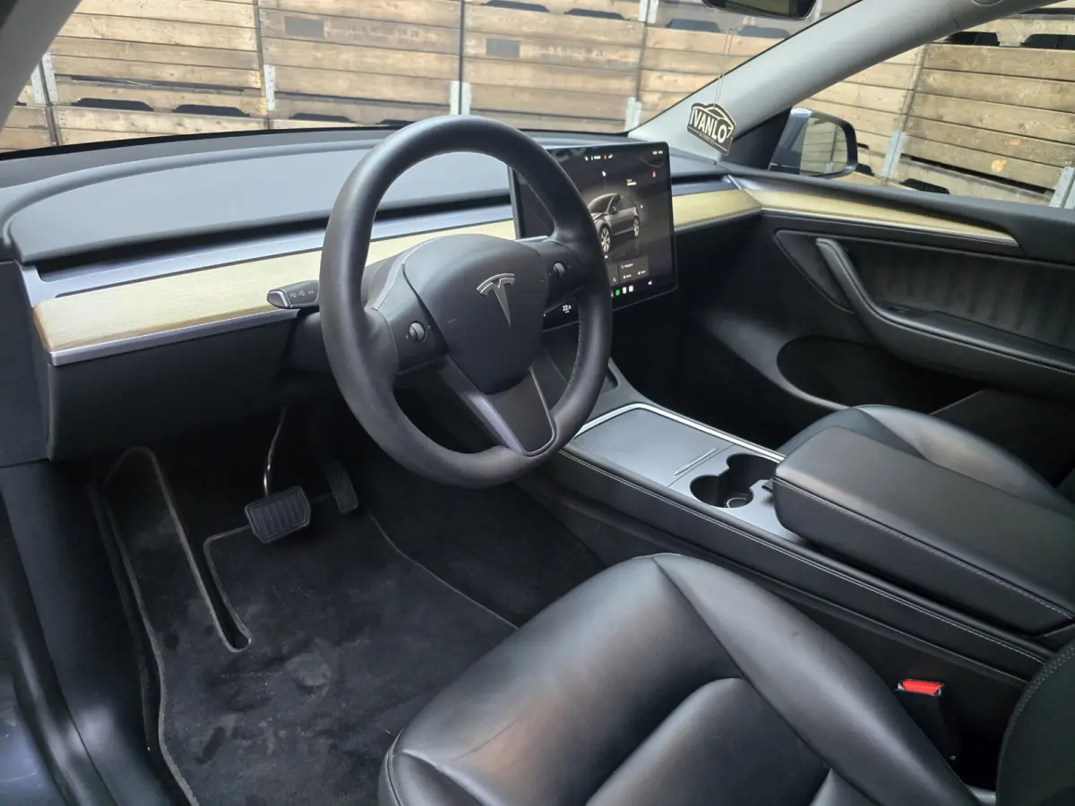 Long Range AWD 75 kWh Clima Cruise 360 Leder LED 21"LM 90.4% SOH
