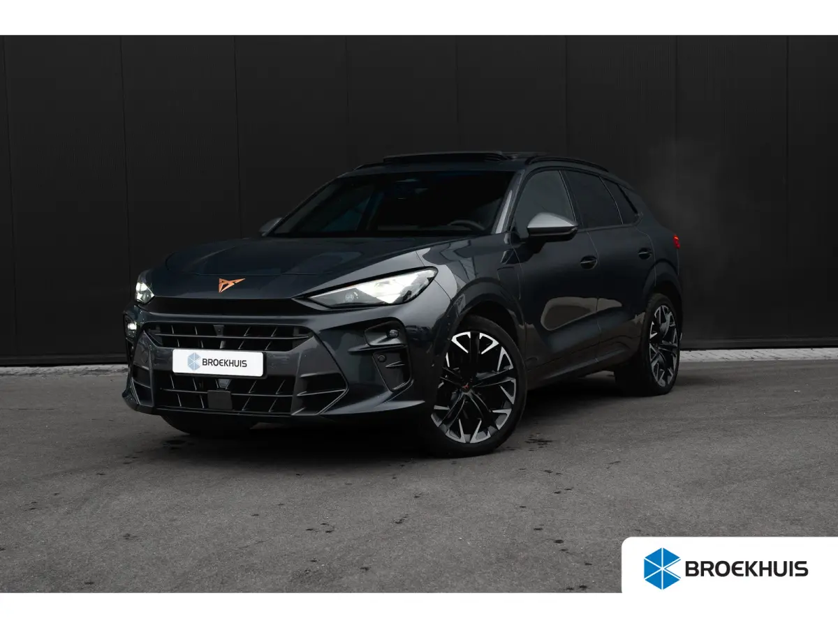 1.5 TSI e-Hybrid 272pk VZ Performance | Garantie t/m 2030 | Panoramadak | Trekhaak | 360 Camera | Sennheiser