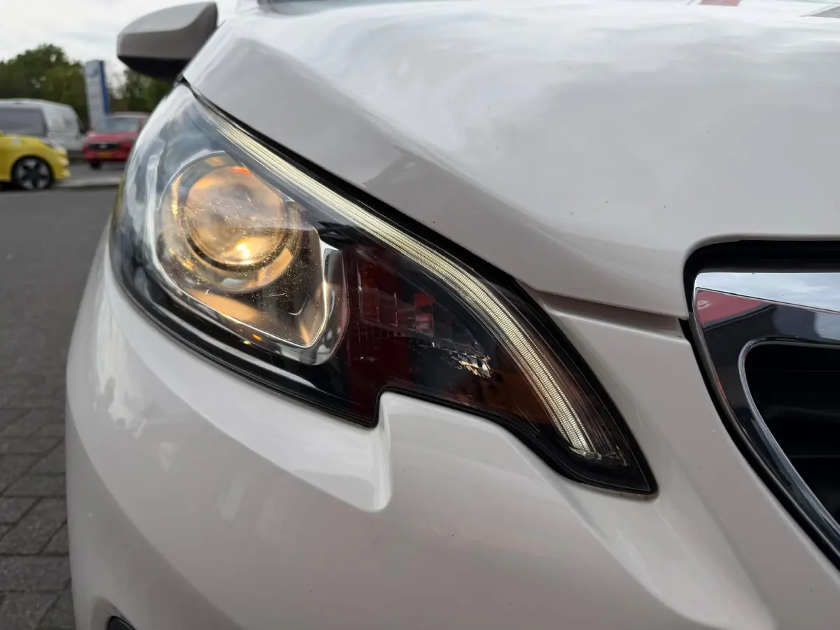 1.0 e-VTi Active | LED | Airco | Elektrische ramen | APK | NAP |
