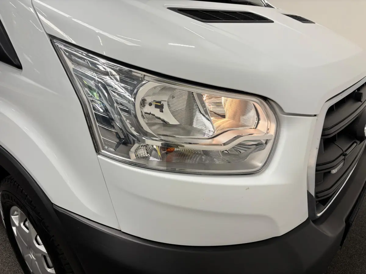 310 2.0 TDCI L2H2 Trend 130PK Airco Cruise Control Stoelverwarming Verwarmbare voorruit Parkeersensoren Elektrische verstelbare voorstoel