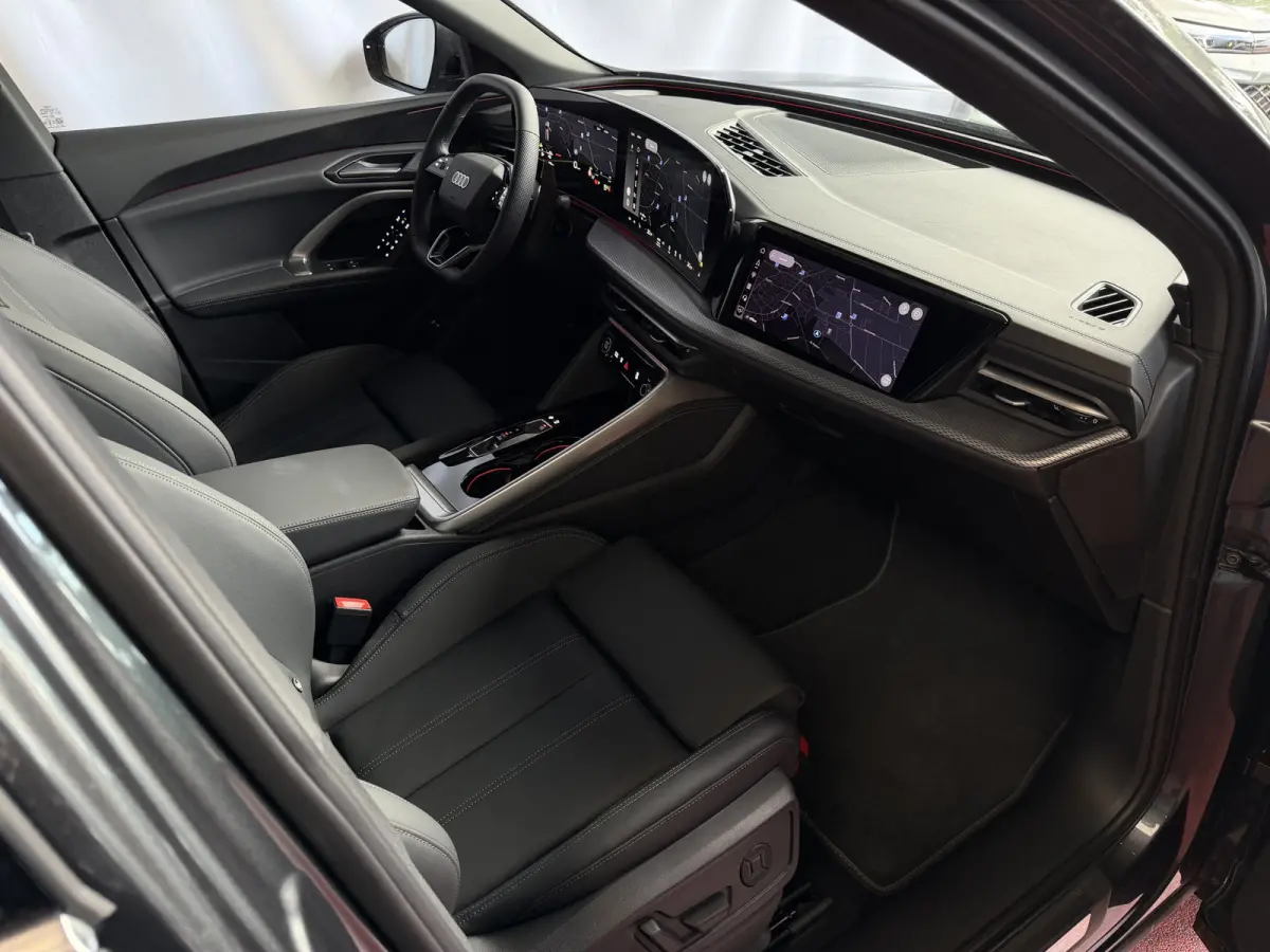 2.0 TFSI E-HYBRID PANO LEER 360CAM PAS.DISPLAY TREKHAAK QUATTRO 300 PK S-EDITION MATRIXX LED ELEK.STOEL. S-LINE S LINE