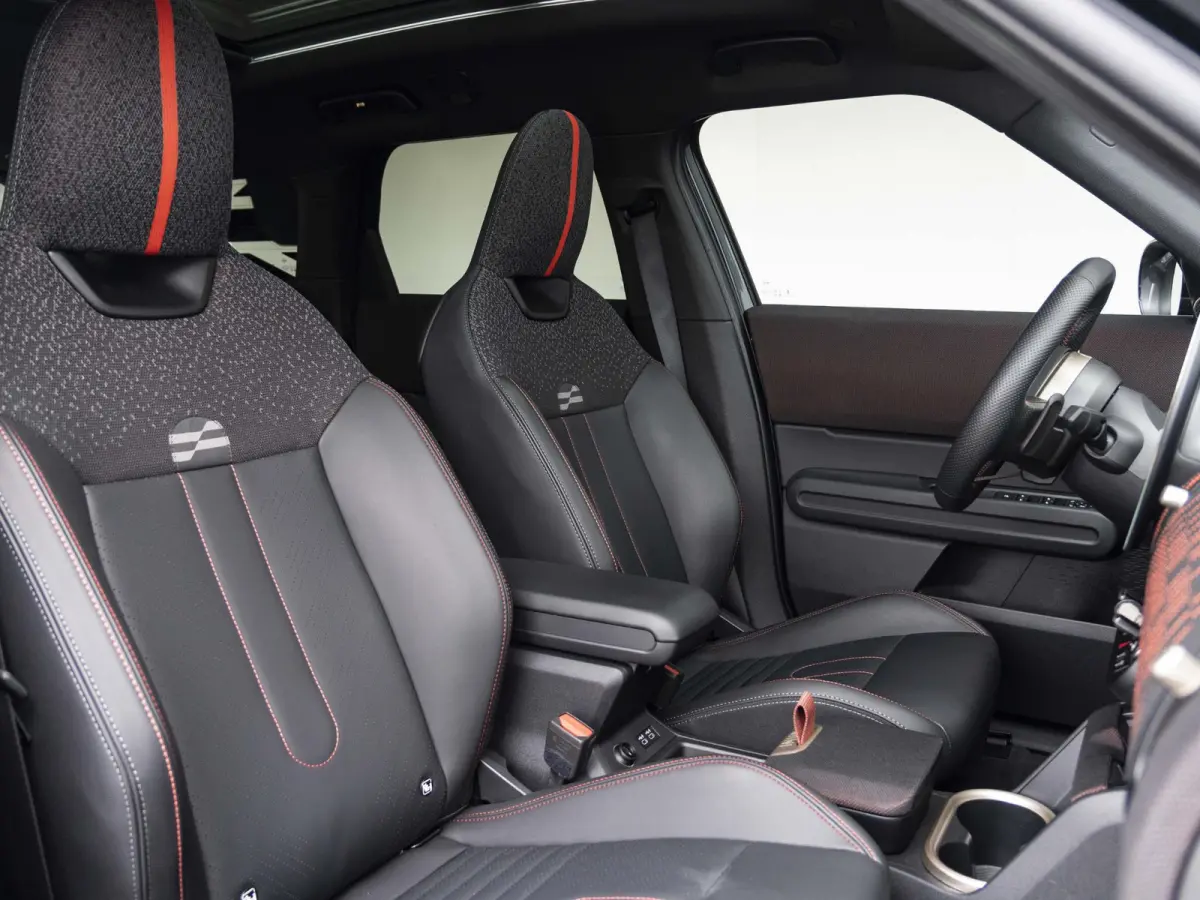JCW ALL4 John Cooper Works XL-pakket | 20" Flag Spoke 2-tone | Glazen panoramadak | Stoel & Stuurverwarming | Elektrisch verstelbare stoelen |