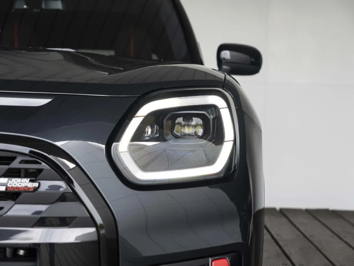 JCW ALL4 John Cooper Works XL-pakket | 20" Flag Spoke 2-tone | Glazen panoramadak | Stoel & Stuurverwarming | Elektrisch verstelbare stoelen |