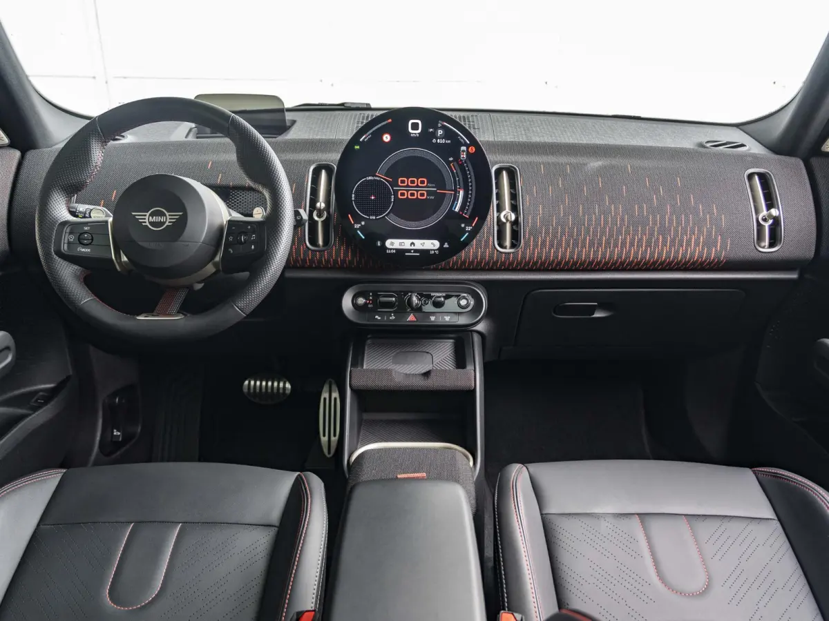 JCW ALL4 John Cooper Works XL-pakket | 20" Flag Spoke 2-tone | Glazen panoramadak | Stoel & Stuurverwarming | Elektrisch verstelbare stoelen |