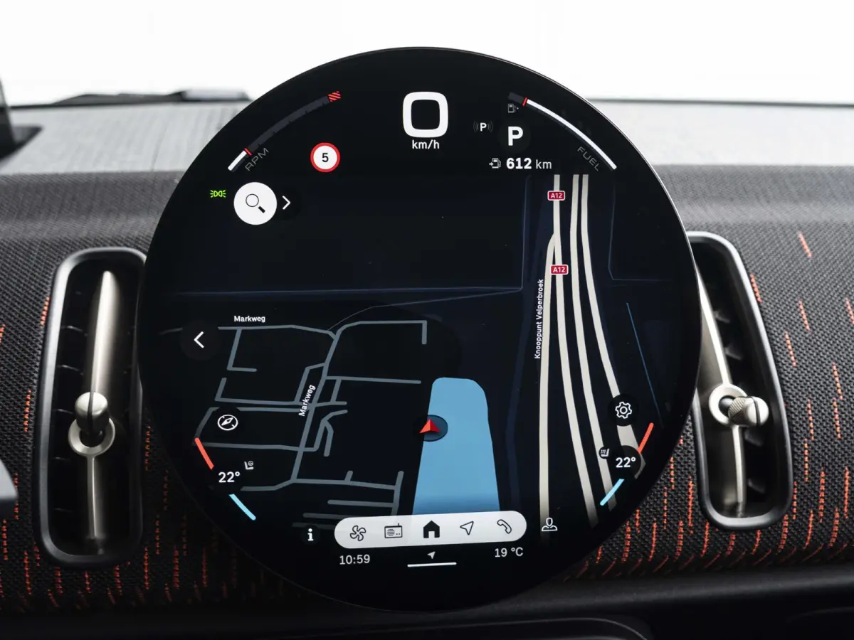 JCW ALL4 John Cooper Works XL-pakket | 20" Flag Spoke 2-tone | Glazen panoramadak | Stoel & Stuurverwarming | Elektrisch verstelbare stoelen |