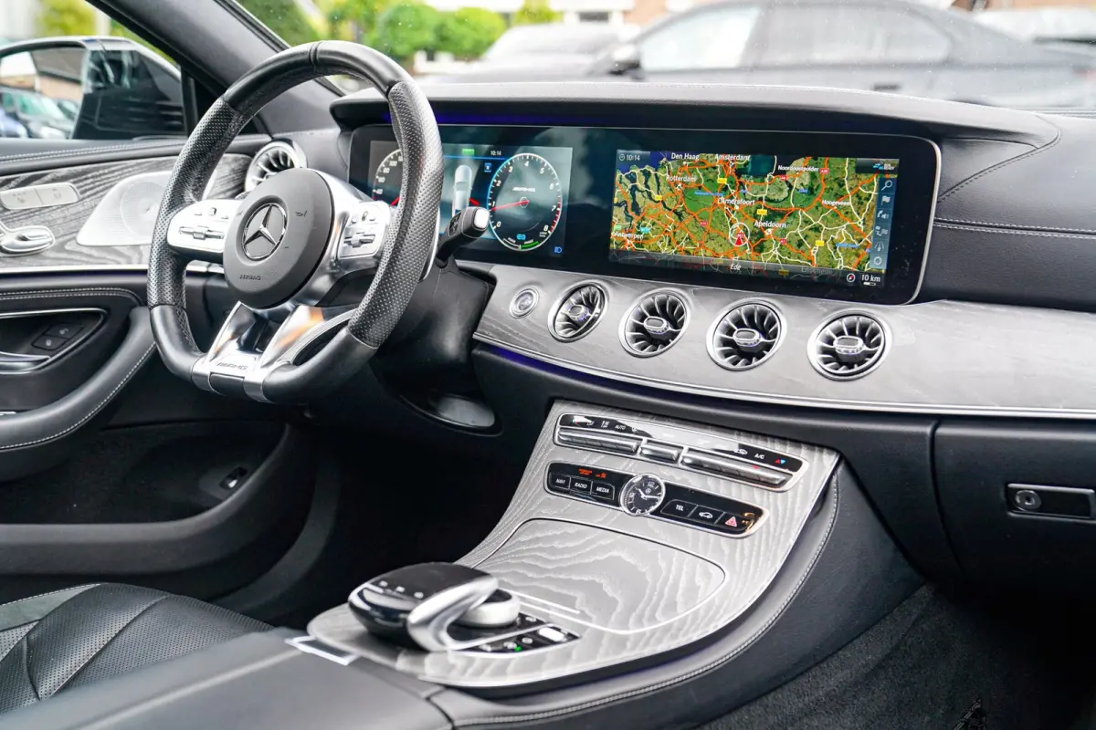 AMG 53 4MATIC+ Premium Plus | 360 Camera | Achterbank verwarming | Pano | Burmester | Luchtvering