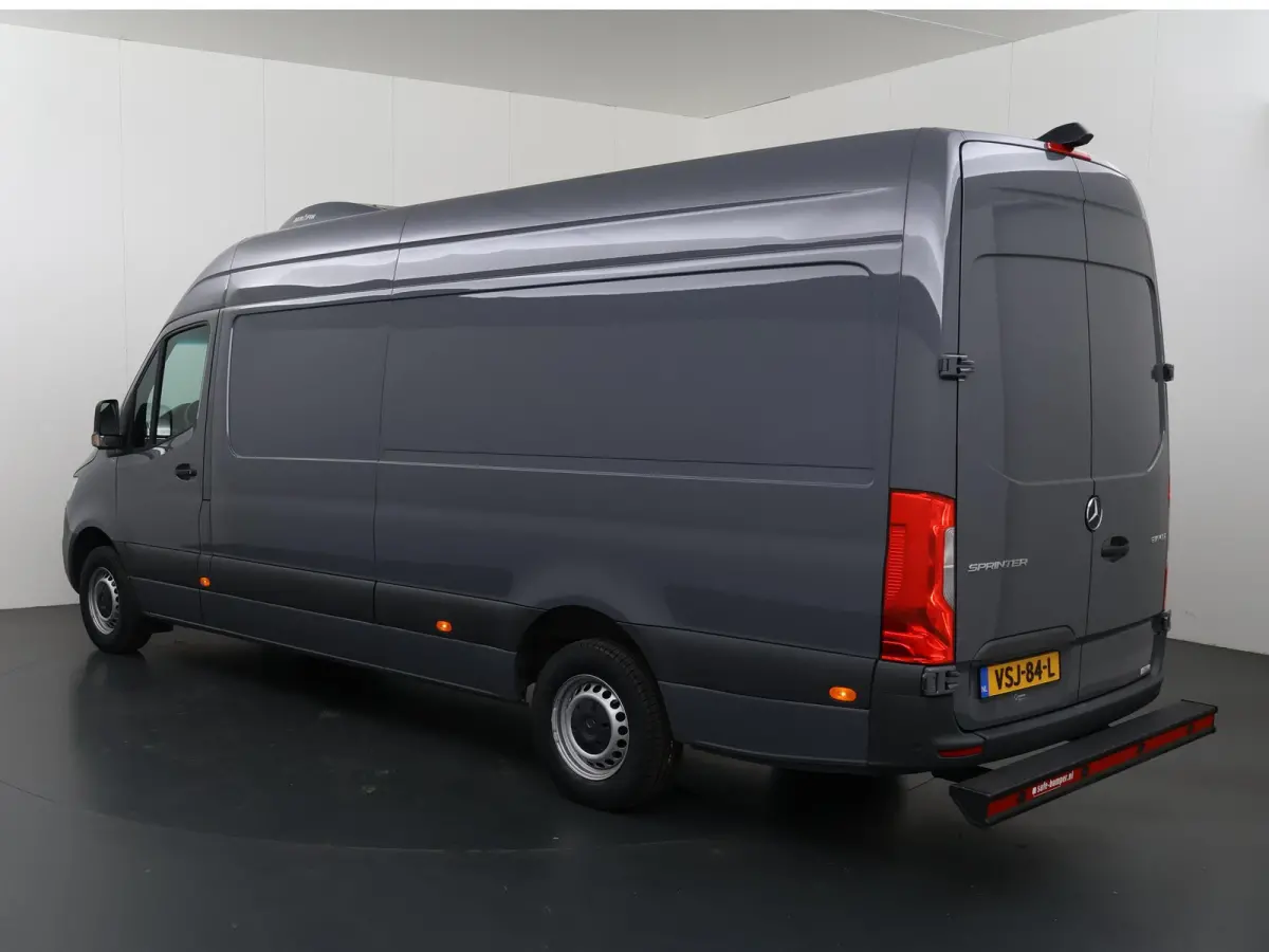 319 CDI | Aut. | L3 H2 | KOELWAGEN | 3-ZITS | PARKEERCAMERA | NAVIGATIE | KOELWAGEN | 190 PK | STOELVERWARMING | CLIMATE CONTROL | CERTIFIED
