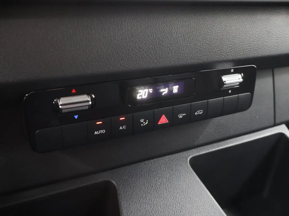 319 CDI | Aut. | L3 H2 | KOELWAGEN | 3-ZITS | PARKEERCAMERA | NAVIGATIE | KOELWAGEN | 190 PK | STOELVERWARMING | CLIMATE CONTROL | CERTIFIED
