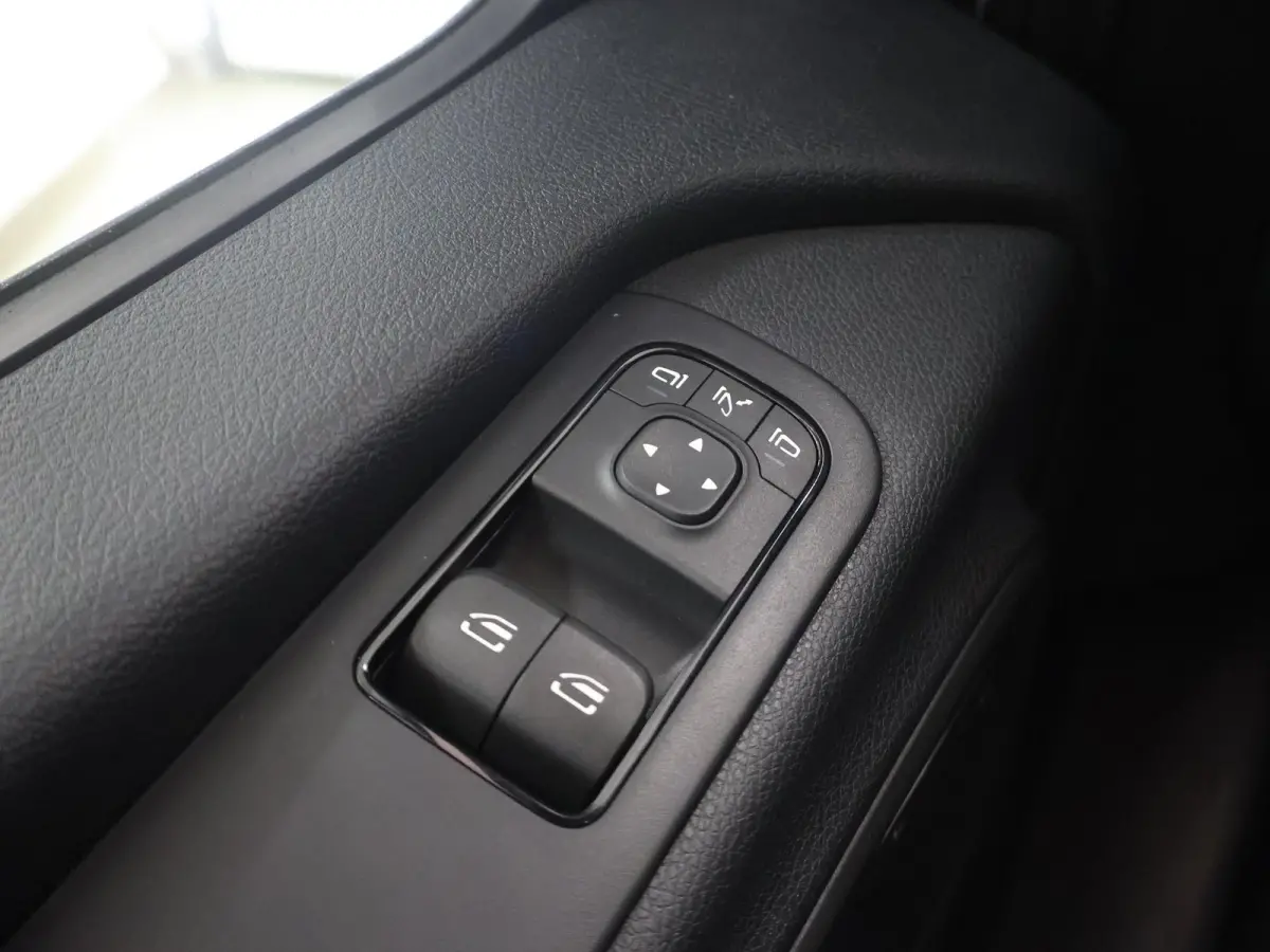 319 CDI | Aut. | L3 H2 | KOELWAGEN | 3-ZITS | PARKEERCAMERA | NAVIGATIE | KOELWAGEN | 190 PK | STOELVERWARMING | CLIMATE CONTROL | CERTIFIED
