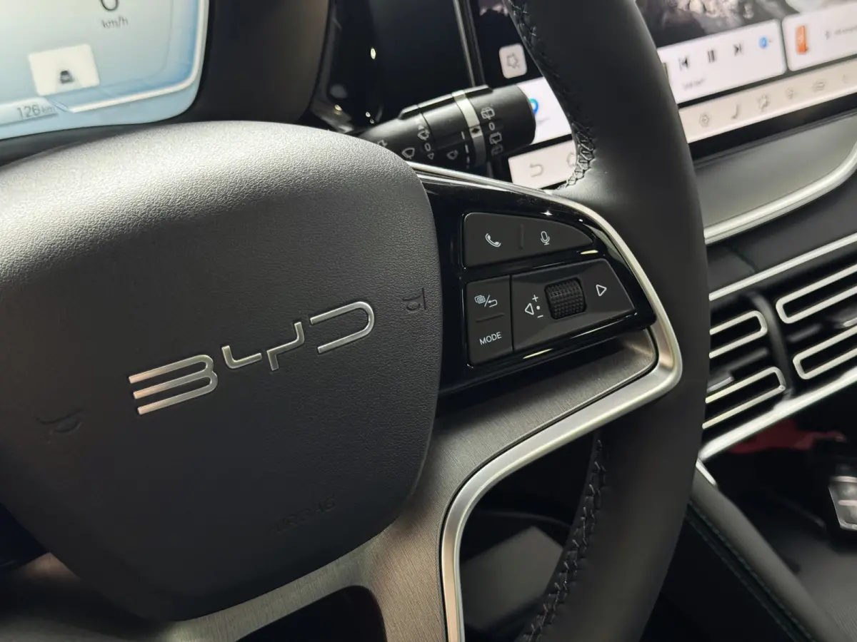 1.5 T DM-i AWD 324PK DESIGN Pano Dak Head‑Up 360° Camera Stoel‑/Stuurverwarming Stoelventilatie Infinity Audio 6 JAAR GARANTIE phev