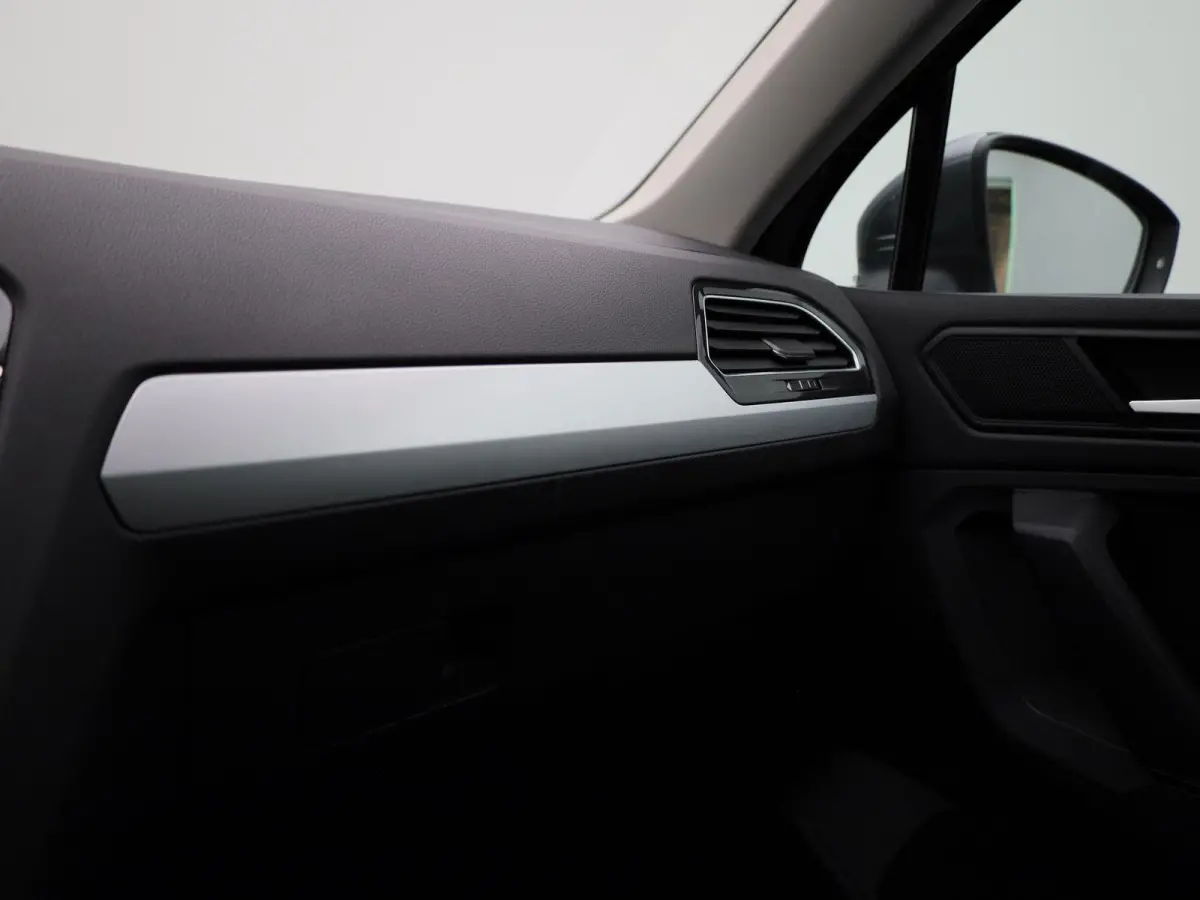 1.5 TSI Comfortline Business 131 PK| Origineel Nederlands | 1e Eigenaar | Navigatie | Trekhaak | Parkeersensoren | Climatronic | Achterklep Elektrisch | Apple Carplay | Android Auto