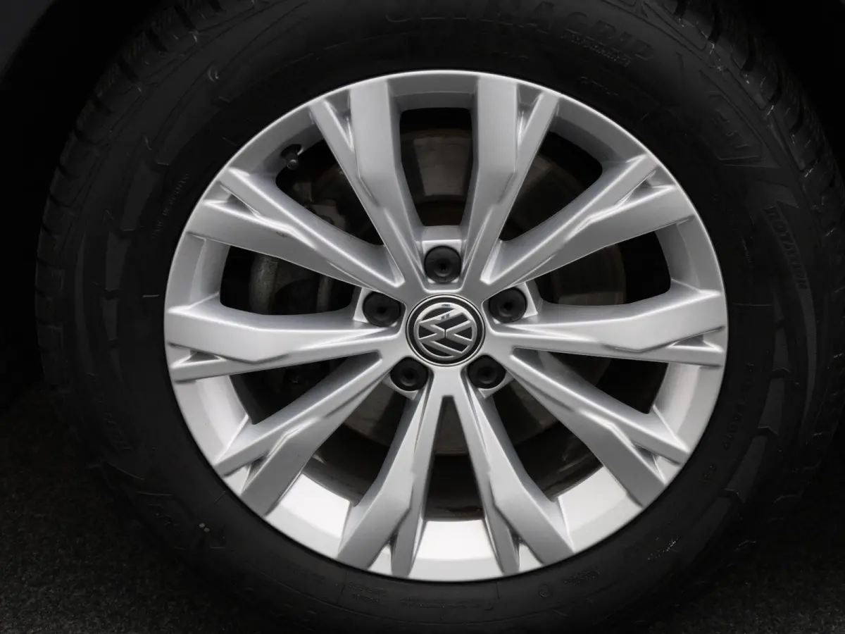 1.5 TSI Comfortline Business 131 PK| Origineel Nederlands | 1e Eigenaar | Navigatie | Trekhaak | Parkeersensoren | Climatronic | Achterklep Elektrisch | Apple Carplay | Android Auto