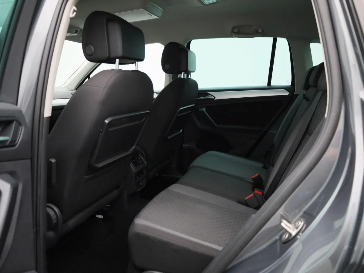 1.5 TSI Comfortline Business 131 PK| Origineel Nederlands | 1e Eigenaar | Navigatie | Trekhaak | Parkeersensoren | Climatronic | Achterklep Elektrisch | Apple Carplay | Android Auto