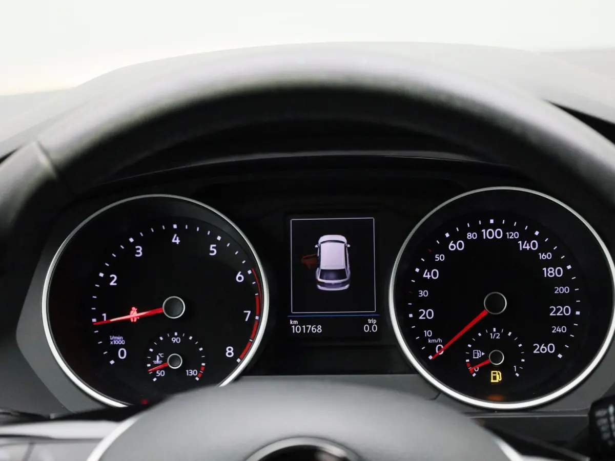 1.5 TSI Comfortline Business 131 PK| Origineel Nederlands | 1e Eigenaar | Navigatie | Trekhaak | Parkeersensoren | Climatronic | Achterklep Elektrisch | Apple Carplay | Android Auto