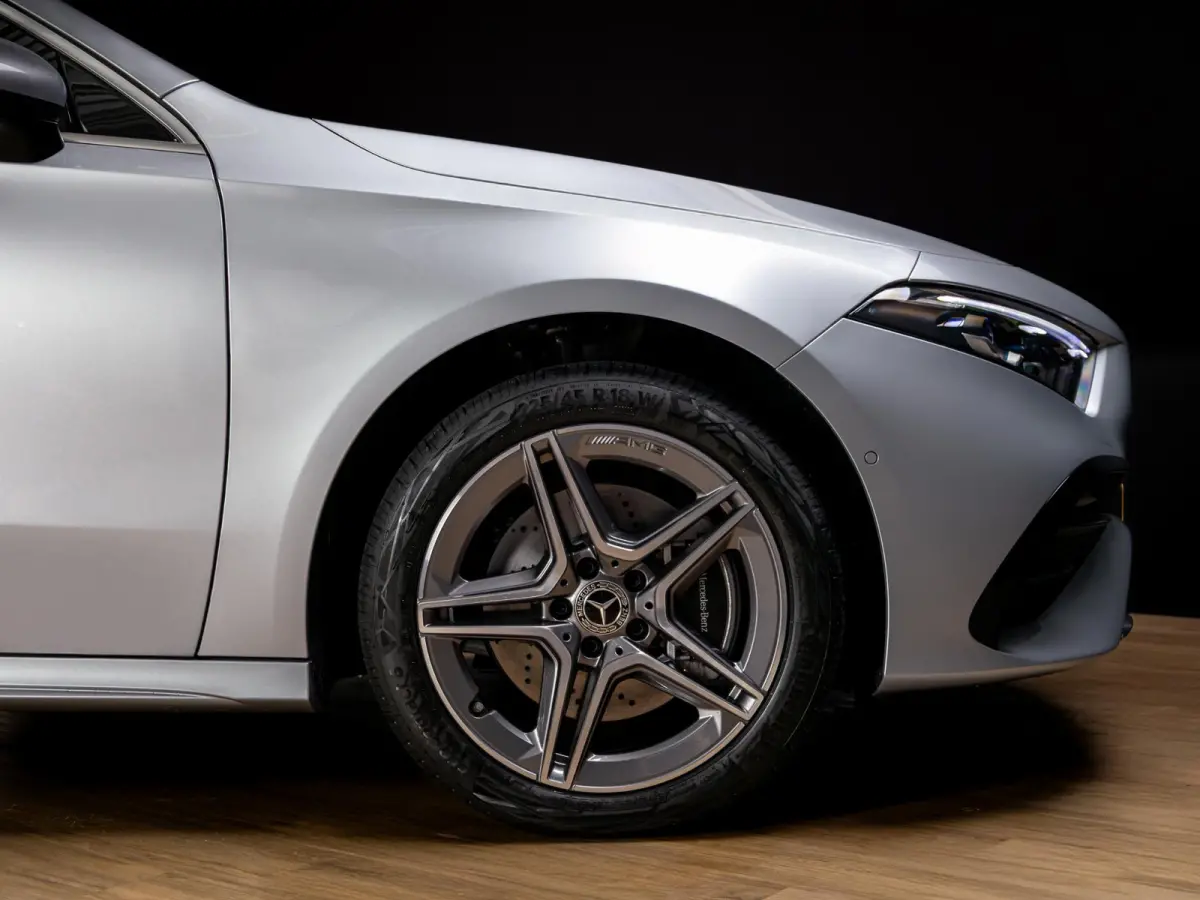 Hatchback 250 e Business Solution AMG Panorama dak